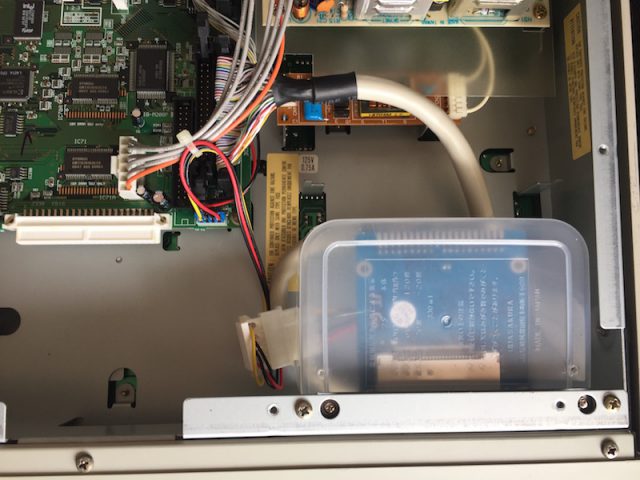MPC2000XLにSDカードドライブを換装とタクトスイッチの交換 – ニシ 